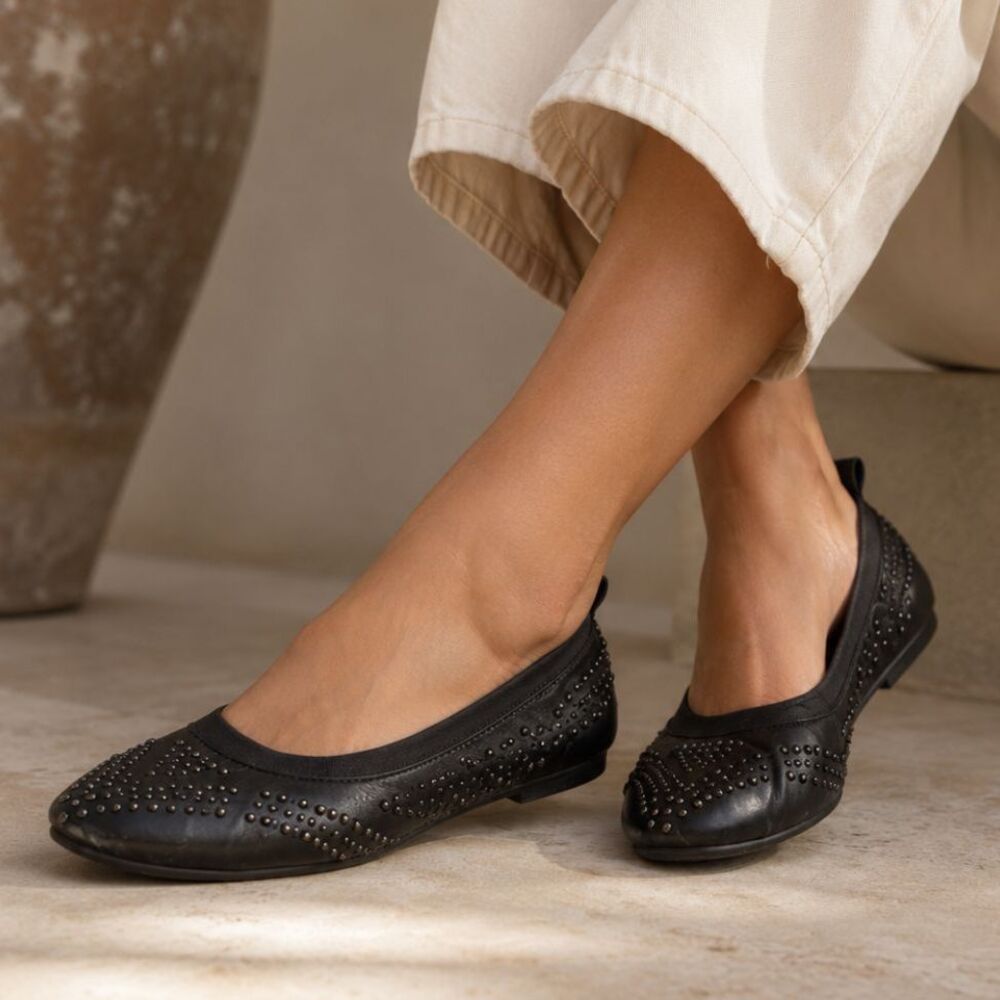 See By Chloe Black Studded Ballet Flat Slip On Shoes   Women's Size EU 39 US 8.5